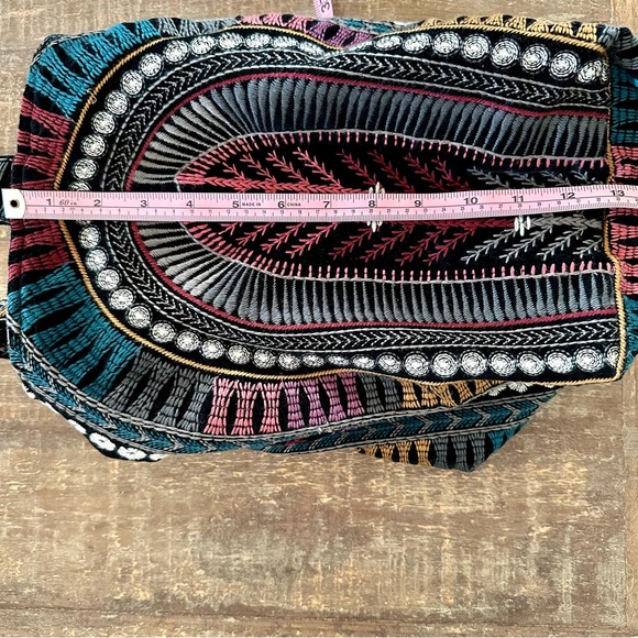 Johnny Was Gaia Velveteen Tote Bag - Picture 11 of 12